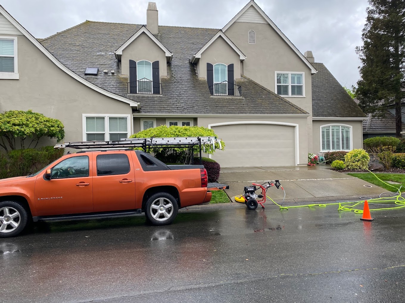 Thriving Exterior Cleaning Services